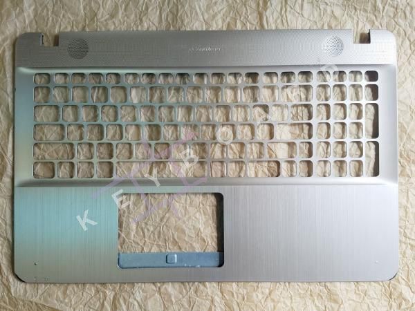 Верхня частина Asus X541NC